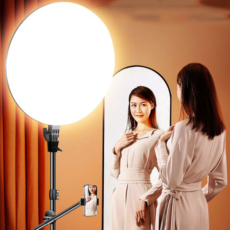 45CM大型LEDビデオライトキット 調光可能 3200-6 - Photography Umbrella Lighting Kit のレビューと価格